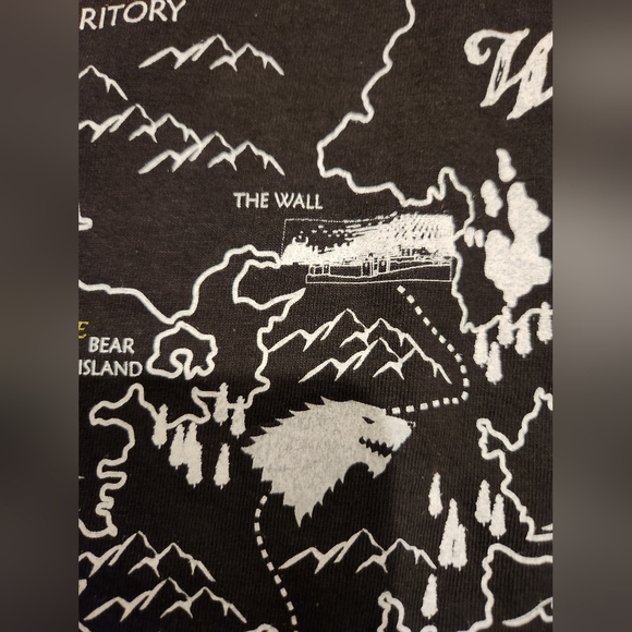 Game of Thrones T-Shirt "Choose Your House Wisely" on Front with Map NWOT - Picture 5 of 10